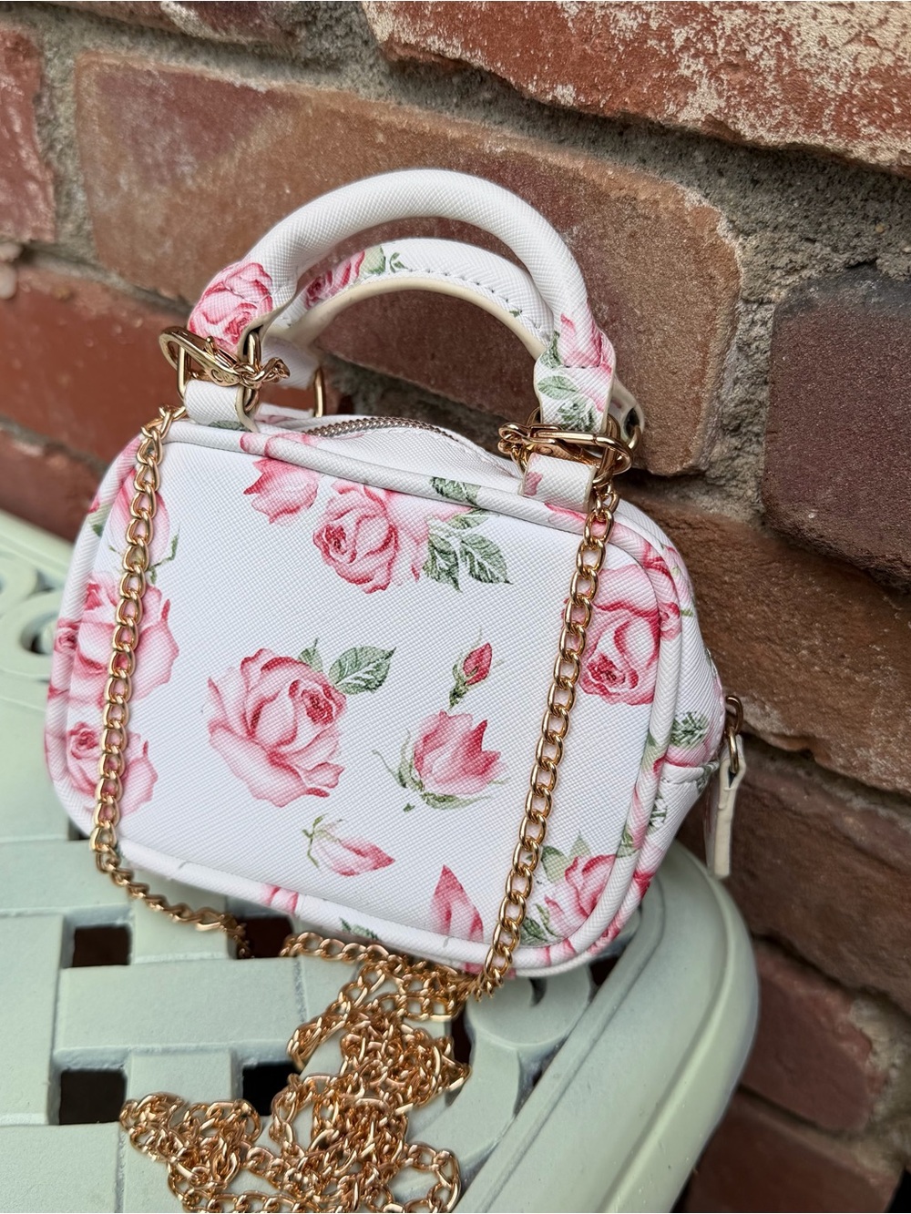Guess Floral Mini Crossbody Bag with chain - Picture 4 of 5